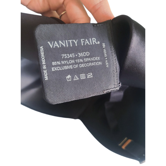 Vanity Fair Black 36DD Full Coverage Underwire Smoothing Bra NWT - Picture 3 of 4